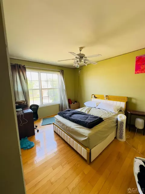 38 Ned Ct, Sewaren, NJ 07077 photo 12