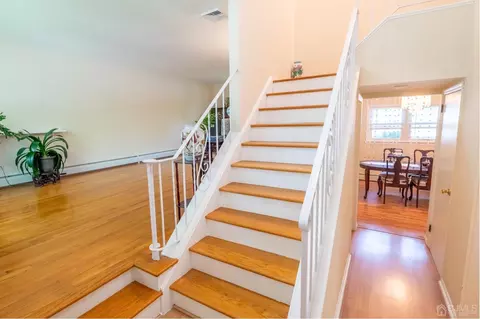 37 Marlin Ave E, Edison, NJ 08820 photo 9