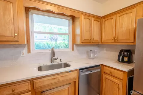 37 Marlin Ave E, Edison, NJ 08820 photo 39