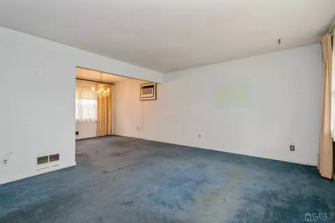 2 Leland Rd, Edison, NJ 08817 photo 6