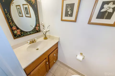 11 Juniper Ct, Edison, NJ 08820 photo 14