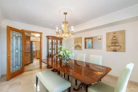 11 Juniper Ct, Edison, NJ 08820 photo 12