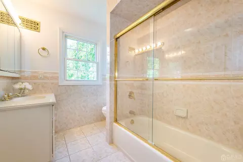 11 Juniper Ct, Edison, NJ 08820 photo 21