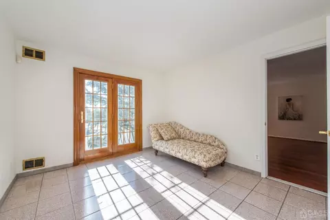 11 Juniper Ct, Edison, NJ 08820 photo 24