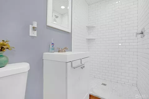 2 Hazel Ave, Edison, NJ 08820 photo 17