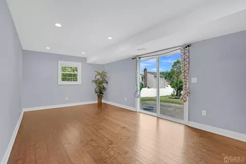 2 Hazel Ave, Edison, NJ 08820 photo 6