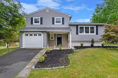 2 Hazel Ave, Edison, NJ 08820 photo 1