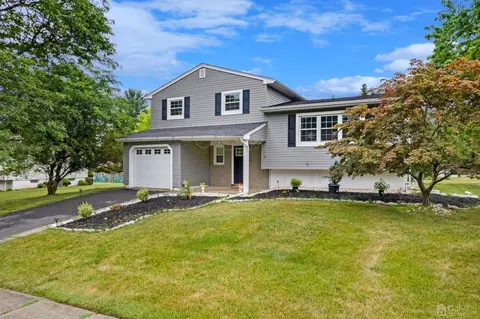 2 Hazel Ave, Edison, NJ 08820 photo 2