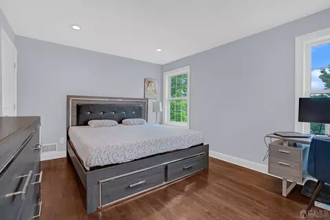 2 Hazel Ave, Edison, NJ 08820 photo 18