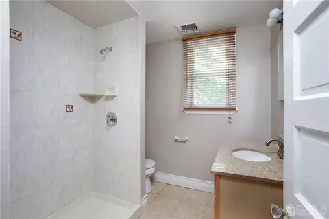 463 Union Ave, Middlesex, NJ 08846 photo 11