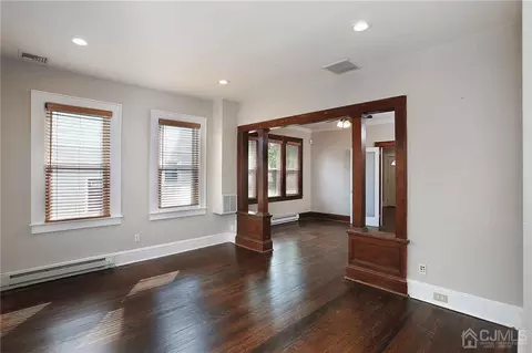 463 Union Ave, Middlesex, NJ 08846 photo 3