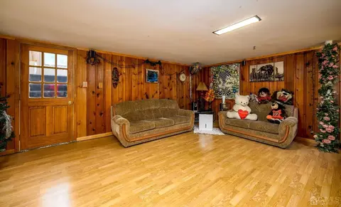 8 Lambert Ave, Edison, NJ 08817 photo 14