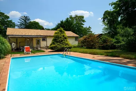 8 Lambert Ave, Edison, NJ 08817 photo 29
