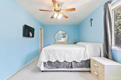 133 Redpine Loop Loop, Old Bridge, NJ 08857 photo 18