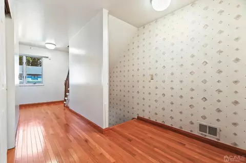 133 Redpine Loop Loop, Old Bridge, NJ 08857 photo 2
