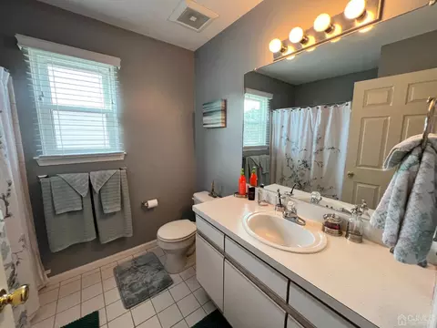 16 York Dr, Helmetta, NJ 08828 photo 19