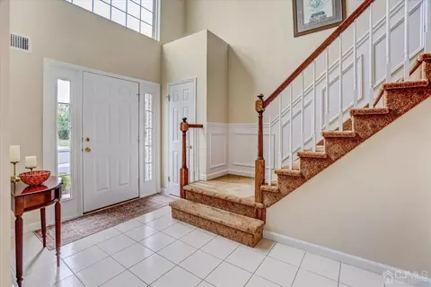 2 Lysbeth Ln, Matawan, NJ 07747 photo 10