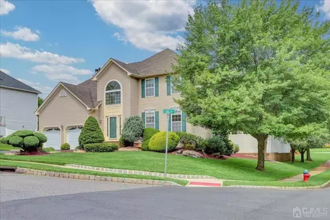 2 Lysbeth Ln, Matawan, NJ 07747 photo 38