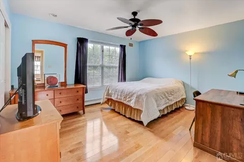 2 Lysbeth Ln, Matawan, NJ 07747 photo 26