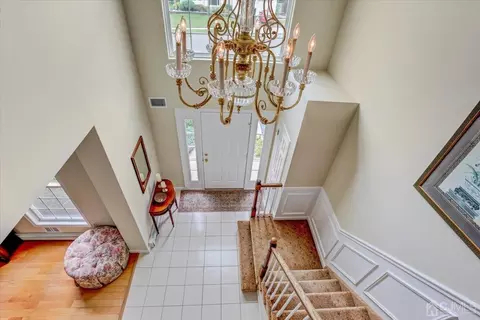 2 Lysbeth Ln, Matawan, NJ 07747 photo 33