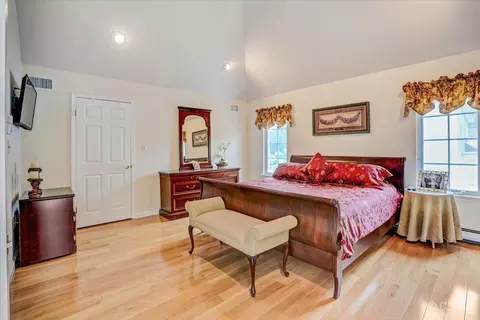 2 Lysbeth Ln, Matawan, NJ 07747 photo 30