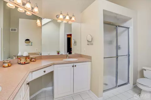 2 Lysbeth Ln, Matawan, NJ 07747 photo 32