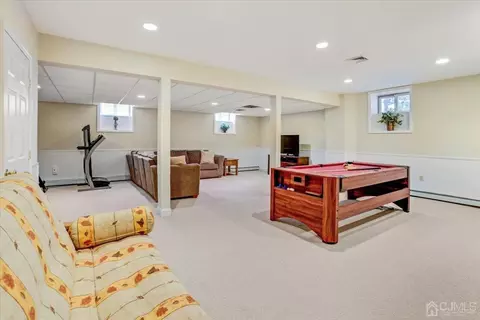 2 Lysbeth Ln, Matawan, NJ 07747 photo 34