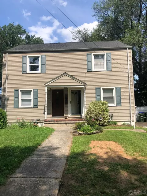 16 Macarthur Dr, Edison, NJ 08837 photo 1