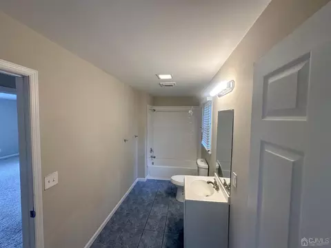 446 Old Post Rd, Edison, NJ 08817 photo 18