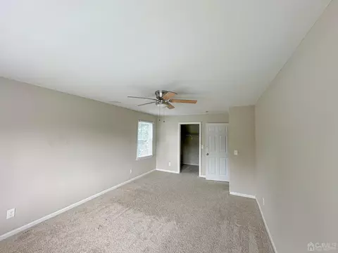 446 Old Post Rd, Edison, NJ 08817 photo 12