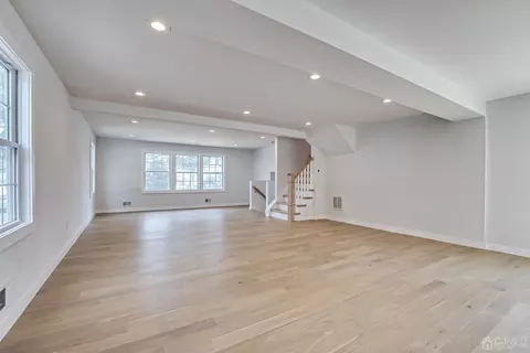 21 Brian Rd, Edison, NJ 08817 photo 17