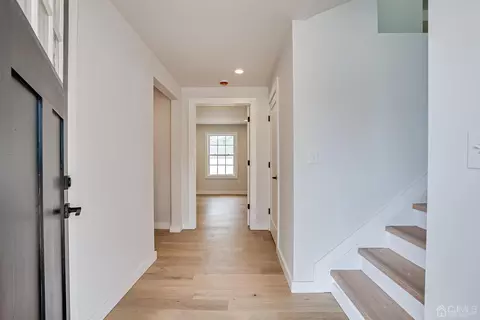 21 Brian Rd, Edison, NJ 08817 photo 5