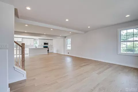 21 Brian Rd, Edison, NJ 08817 photo 13