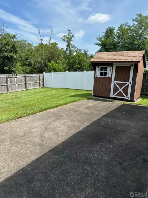 160 Barbara Pl, Middlesex, NJ 08846 photo 18