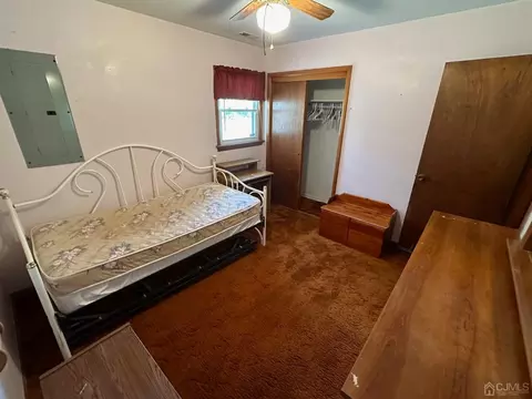 160 Barbara Pl, Middlesex, NJ 08846 photo 10