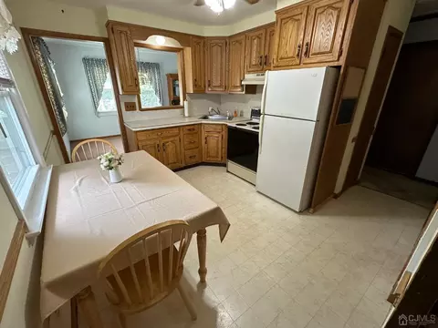 160 Barbara Pl, Middlesex, NJ 08846 photo 12