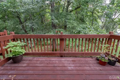 14 Snowflake Ln, Edison, NJ 08820 photo 32