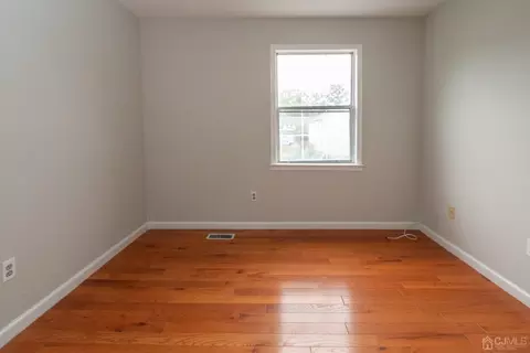 14 Snowflake Ln, Edison, NJ 08820 photo 24