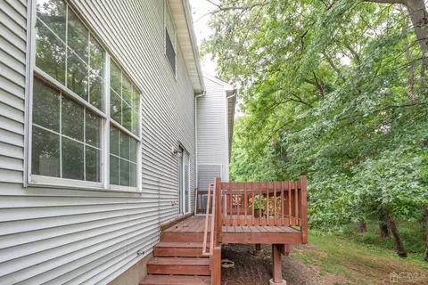 14 Snowflake Ln, Edison, NJ 08820 photo 31