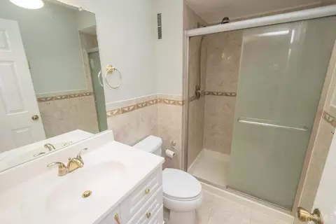 14 Snowflake Ln, Edison, NJ 08820 photo 21