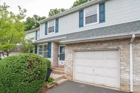 14 Snowflake Ln, Edison, NJ 08820 photo 3