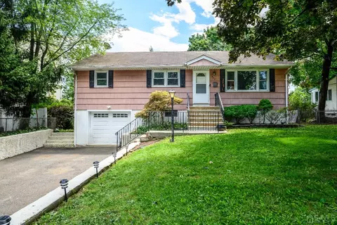 577 Old Post Rd, Edison, NJ 08817 photo 1