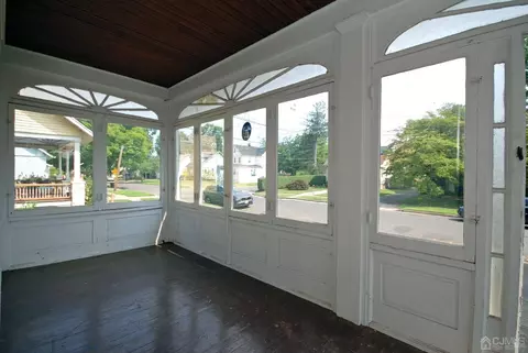 125 Vogel Pl, Middlesex, NJ 08846 photo 9