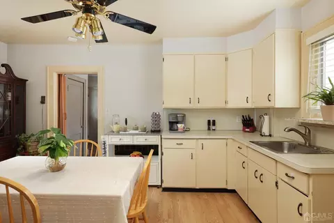 224 Shepherd Ave, Middlesex, NJ 08846 photo 10