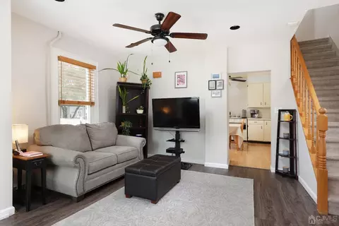 224 Shepherd Ave, Middlesex, NJ 08846 photo 9