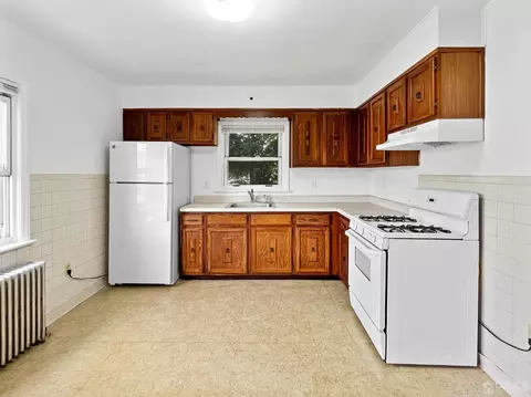 48 Riverview Ave E, Edison, NJ 08817 photo 9
