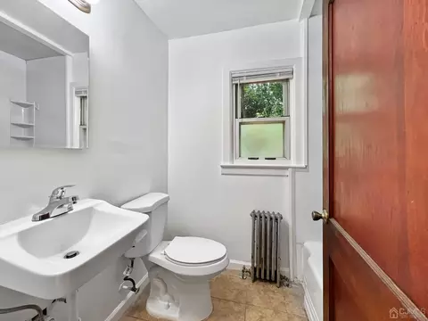 48 Riverview Ave E, Edison, NJ 08817 photo 12