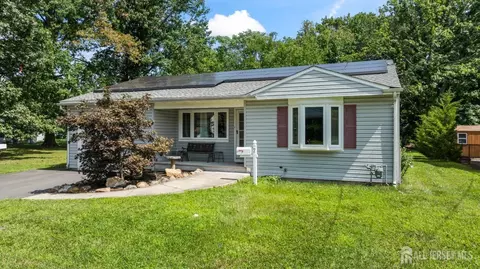 7 Ferris Rd, Edison, NJ 08817 photo 3