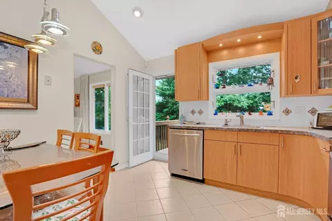 6 Herron Rd, Edison, NJ 08820 photo 7