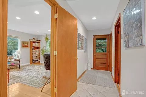 6 Herron Rd, Edison, NJ 08820 photo 30
